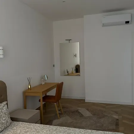 Apartment Palazzi Private Entrance And Parking Genoa